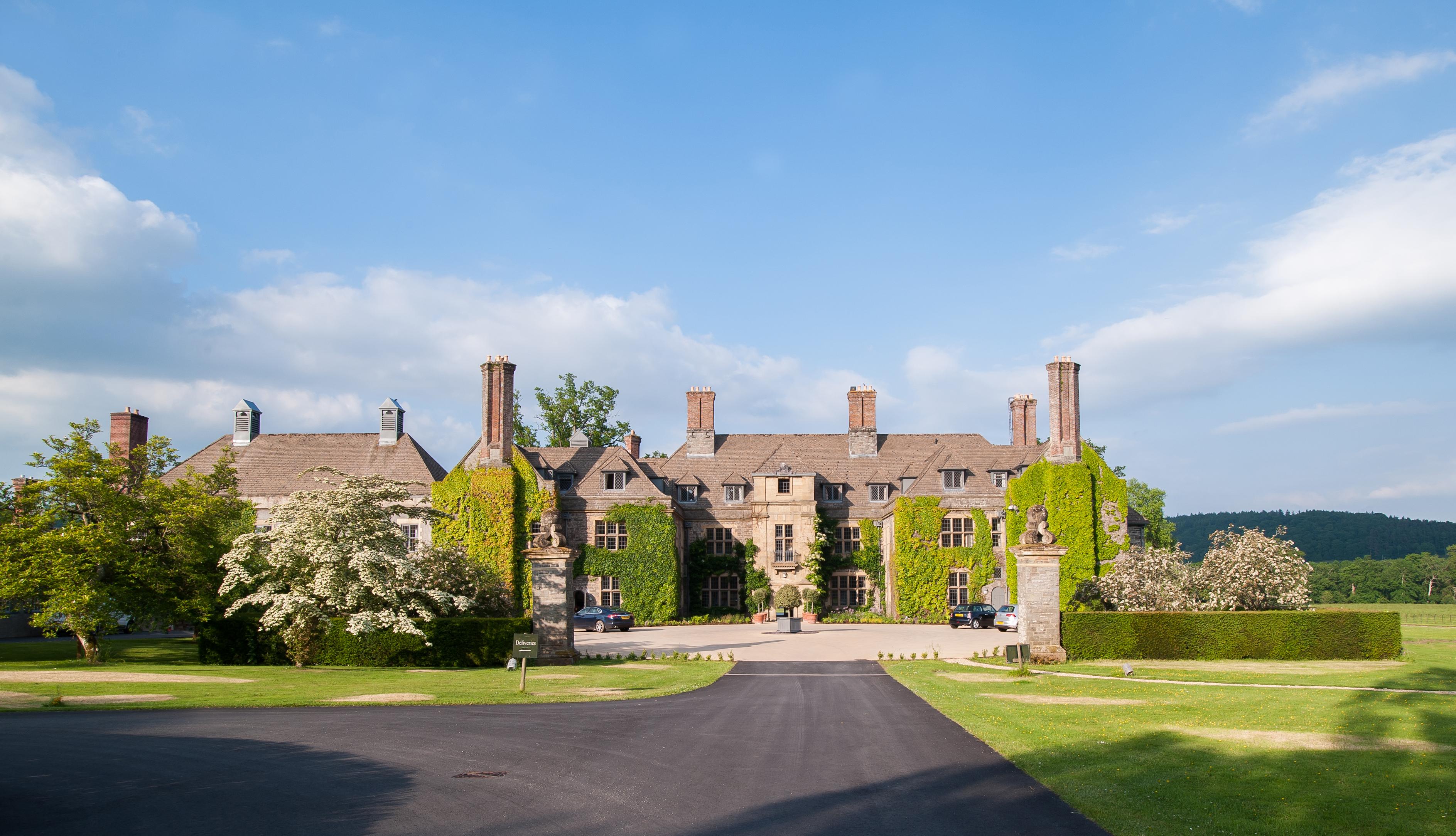 Llangoed Hall Bronllys Exteriör bild