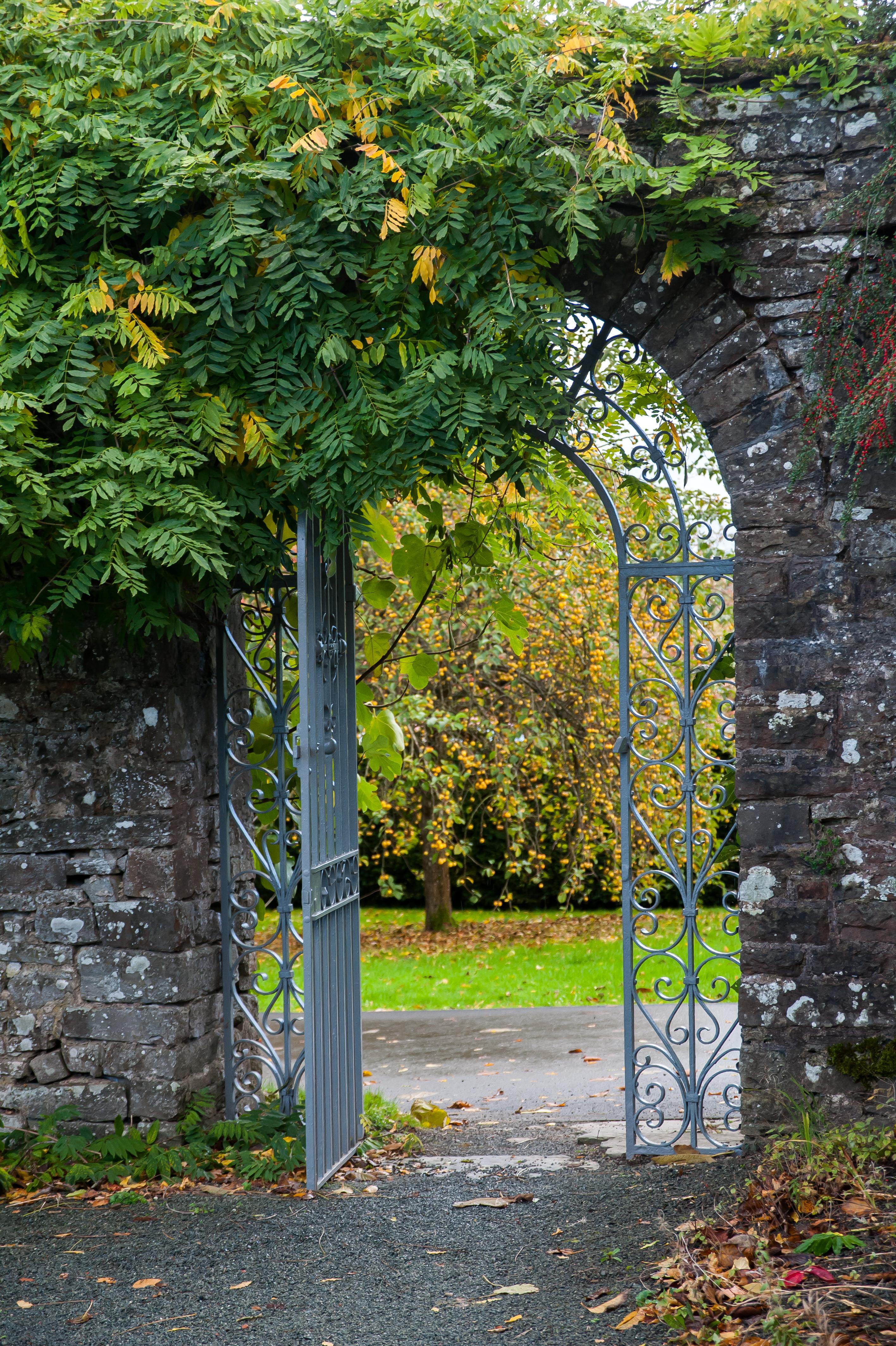 Llangoed Hall Bronllys Exteriör bild